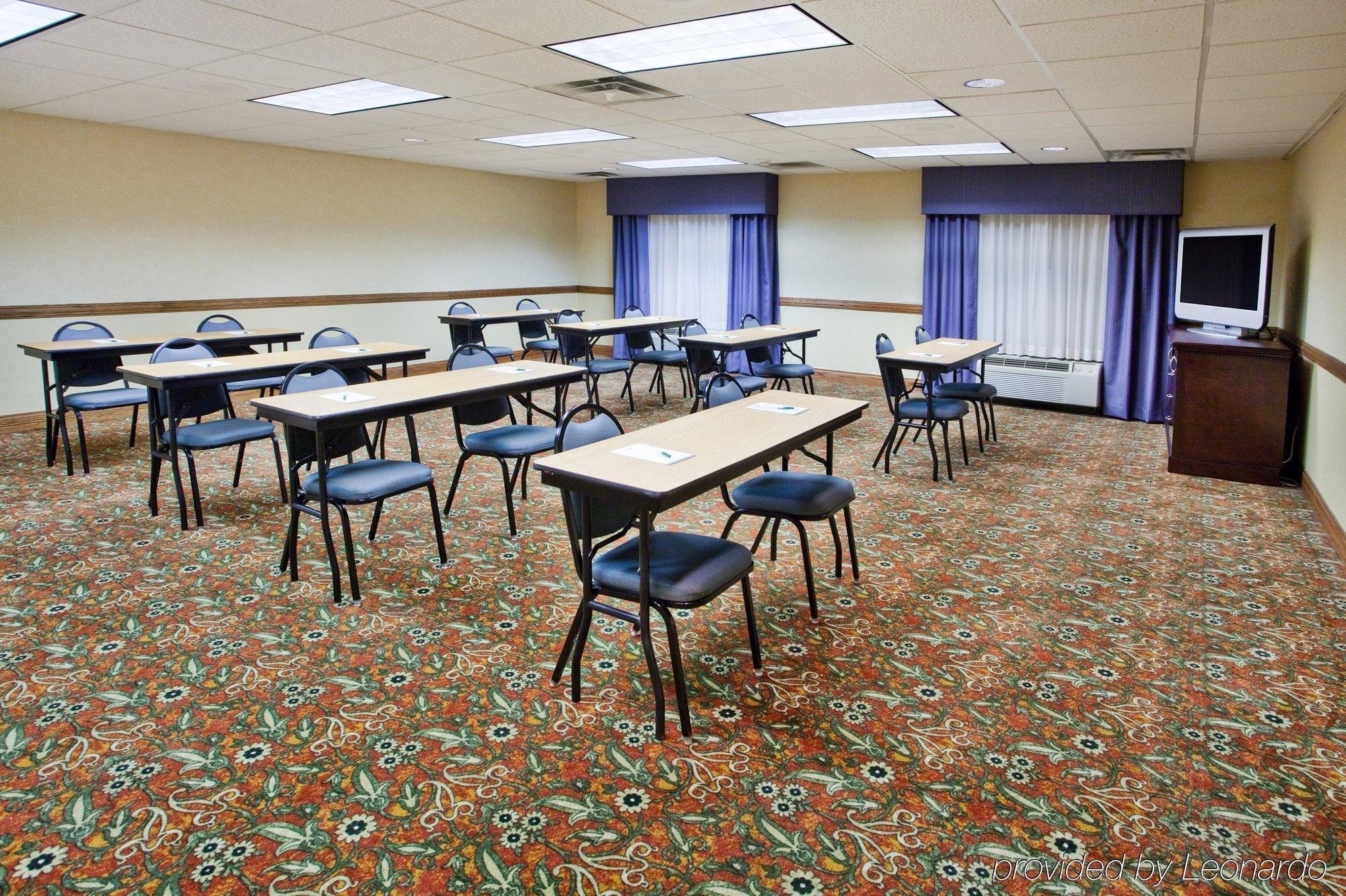 Country Inn & Suites By Radisson, Columbus, Ga Perniagaan gambar